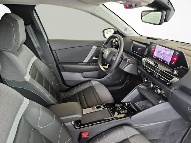 Citroën C4 1.2 PureTech Shine / ab 3,99% Leasing bei Abschluss einer Protect Autoversicherung