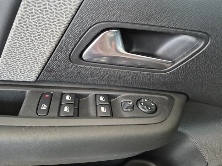 Fahrzeugbild CITROEN C4