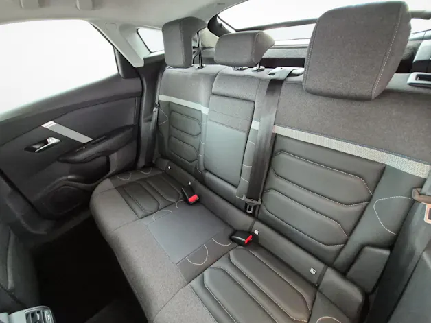 Citroën C4 1.2 PureTech Shine / ab 3,99% Leasing bei Abschluss einer Protect Autoversicherung