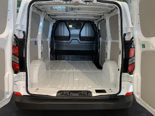 Ford Transit C Van 320 L1 2.5 Duratec 233 Trend PHEV