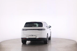 https://vehicle.imgix.net/4324954/c06a5d85-4cb7-4036-a1cd-e7f40a332e81.jpg