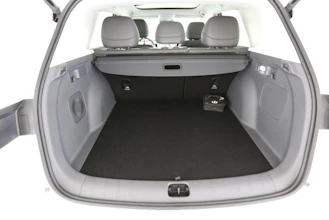 https://vehicle.imgix.net/4324954/cee5d5a7-a303-4e92-95c3-cf87017326ee.jpg