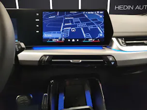 BMW 225e xDrive paddles Active Tourer