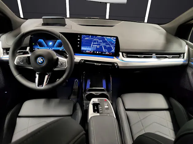 BMW 225e xDrive paddles Active Tourer