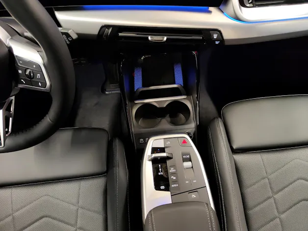 BMW 225e xDrive paddles Active Tourer