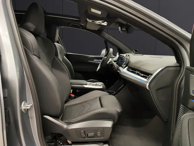BMW 225e xDrive paddles Active Tourer