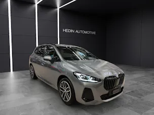 BMW 225e xDrive paddles Active Tourer