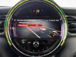 https://vehicle.imgix.net/4324984/fc49f95c-d7f5-4643-abce-eb3ba4b87229.jpg
