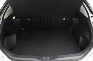 Fahrzeugbild TOYOTA Yaris Cross 1.5 VVT-i HSD Elegant AWD-i