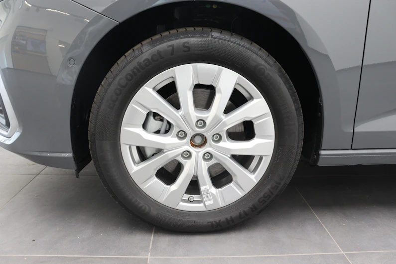 Fahrzeugbild FORD TOURNEO CONNECT