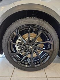 MITSUBISHI ECLIPSE CROSS 7