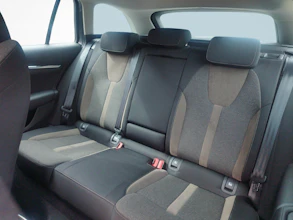 https://vehicle.imgix.net/4325126/0275a745-d375-46f4-9241-7694d20d0c60.jpg