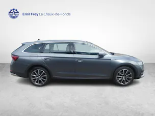Škoda Octavia Scout 2.0 TSI 4x4 DSG