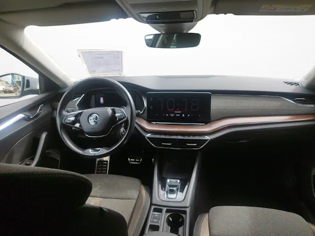 Škoda Octavia Scout 2.0 TSI 4x4 DSG