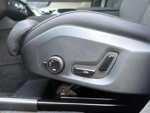 Volvo XC90 2.0 T8 TE Plus Dark eAWD