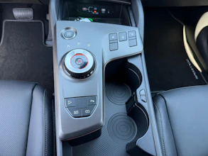 https://vehicle.imgix.net/4325277/83e94ace-531c-4342-a46e-814cb629c3db.jpg