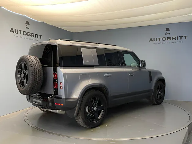 Land Rover Defender 110 3.0 D I6 300 SE