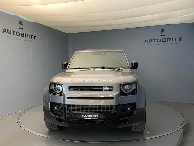 Land Rover Defender 110 3.0 D I6 300 SE