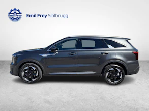 https://vehicle.imgix.net/4325321/fb6a9524-197c-45dc-a651-9bf97c9d90fb.jpg