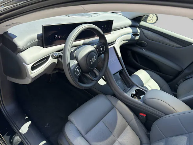 MG IM5 100 kWh Performance 20 4WD