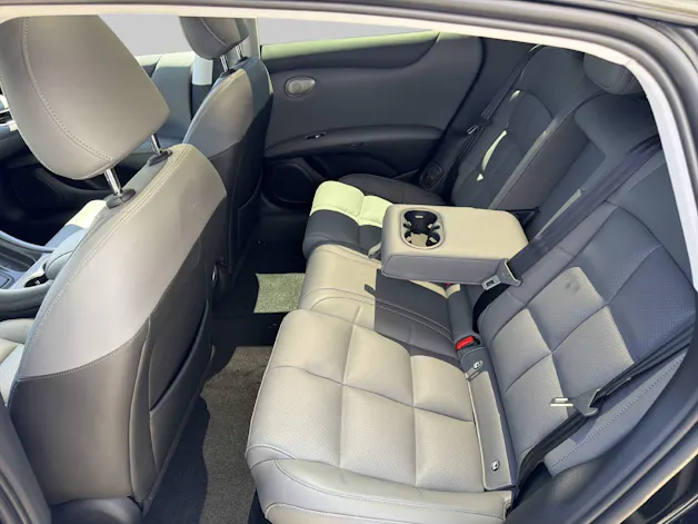MG IM5 100 kWh Performance 20 4WD