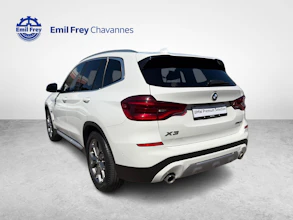 https://vehicle.imgix.net/4325358/1a6545f0-1090-4aaa-a9db-53252cabe460.jpg