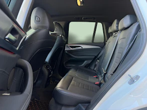 https://vehicle.imgix.net/4325358/e28bd383-e0e0-459e-b692-0f0f5ab52c33.jpg