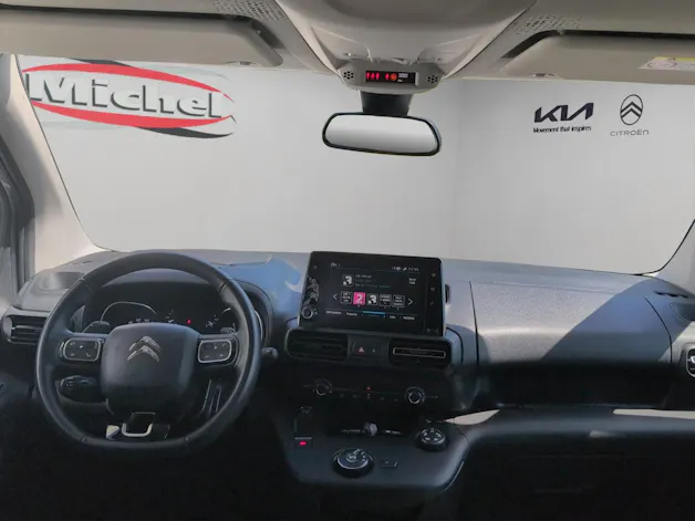 Citroën Berlingo XL 1.5 BlueHDi 130 Feel Pack 7P. / Anhängerkupplung fix / Rückfahrkamera / Totwinkelassistent / Winterräder / Herstellergarantie