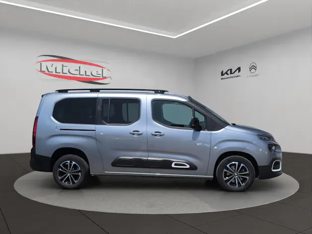 Citroën Berlingo XL 1.5 BlueHDi 130 Feel Pack 7P. / Anhängerkupplung fix / Rückfahrkamera / Totwinkelassistent / Winterräder / Herstellergarantie