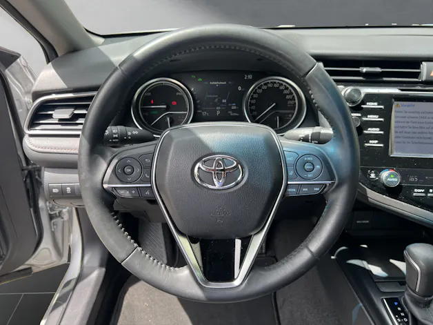 Toyota Camry 2.5 HSD Business