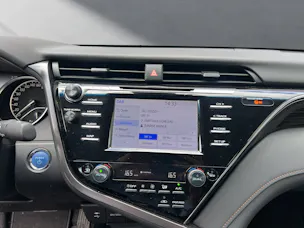 Toyota Camry 2.5 HSD Business