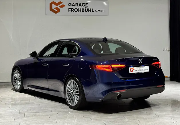 Alfa Romeo Giulia 2.0 Super Automatic | CH |