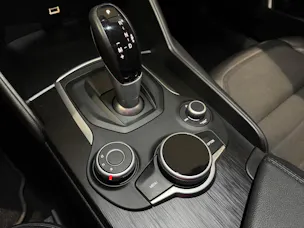 Alfa Romeo Giulia 2.0 Super Automatic | CH |