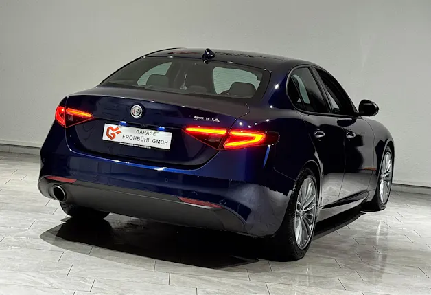 Alfa Romeo Giulia 2.0 Super Automatic | CH |