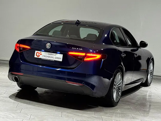 Alfa Romeo Giulia 2.0 Super Automatic | CH |