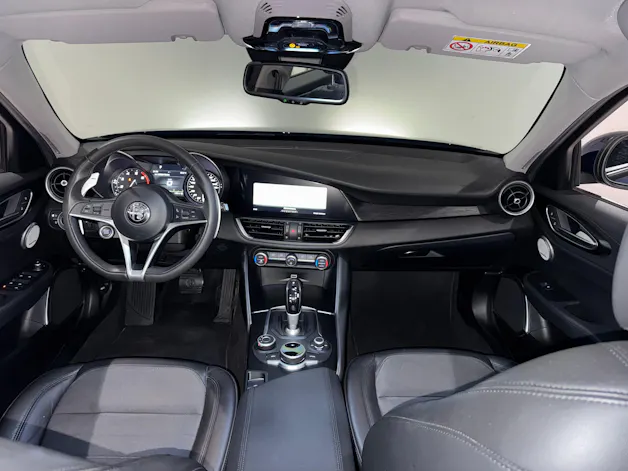 Alfa Romeo Giulia 2.0 Super Automatic | CH |