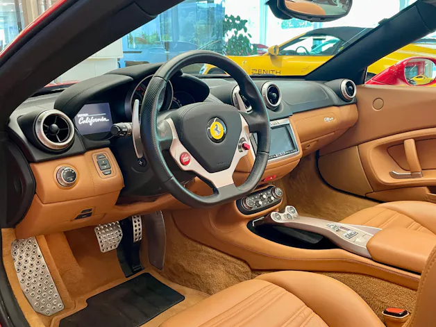 Ferrari California Trenta 490 cv