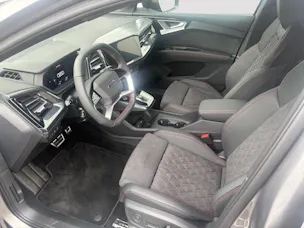 Audi Q4 e-tron 45 Edition Swiss Ski quattro