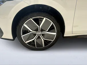 VW Golf 1.5 e TSI mHEV R-Line DSG