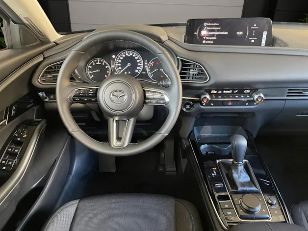 Mazda CX-30 SKYACTIV-X 186 M Hybrid Centre Line AWD AT