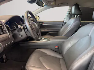 Toyota Camry 2.5 HSD e-CVT Prem.