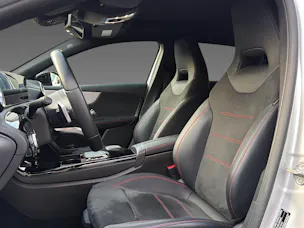 Mercedes-Benz A 250 4Matic AMG-Line