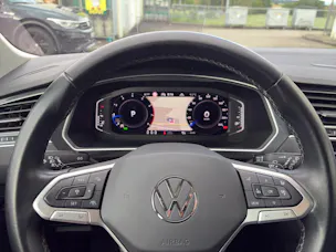 VW Tiguan 2.0 TSI Elegance DSG