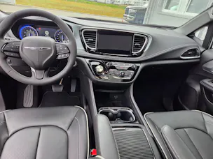 CHRYSLER Pacifica 3.6 V6 4x4 Limited S 291 PS / 7-Plätzer