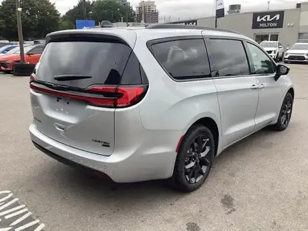 Chrysler Pacifica 3.6 V6 Limited S 291 PS / 7-Plätzer