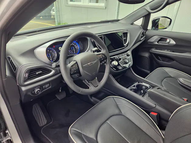 CHRYSLER Pacifica 3.6 V6 4x4 Limited S 291 PS / 7-Plätzer