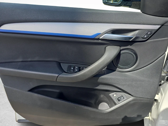 Fahrzeugbild BMW X2