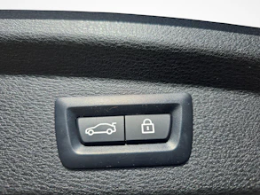 https://vehicle.imgix.net/4325845/ccc662c2-fd0d-4b53-8a92-5251ff3cbf3a.jpg