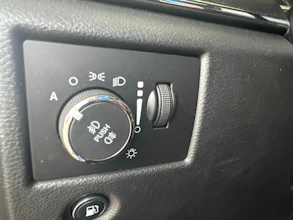 https://vehicle.imgix.net/4325846/9d4505f8-183a-4f97-9d6d-b0615f12718e.jpg