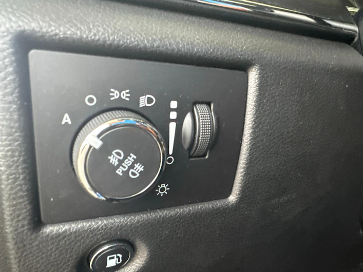 Fahrzeugbild JEEP Grand Cherokee